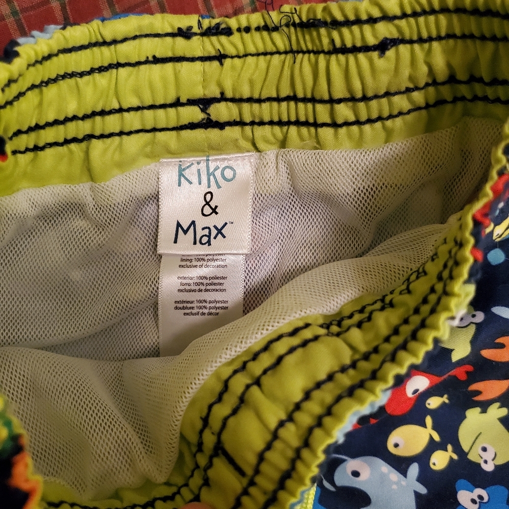Swim Trunks and Rash guard Set - Picture 3 of 4